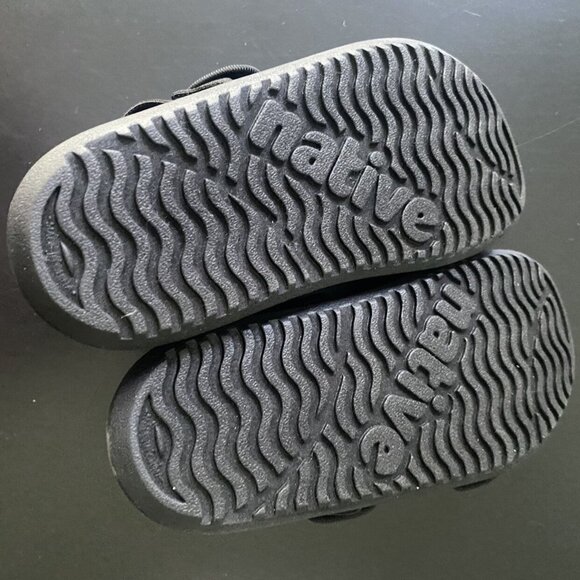NWT Native Davis Black Slingback Sandals - Picture 7 of 9